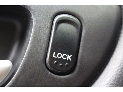 2.3L CD Cloth SAT Radio AUX Input Traction Control FWD ABS A/C, US $11,997.00, image 28