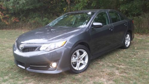 2012 toyota camry se sedan 4-door 2.5l