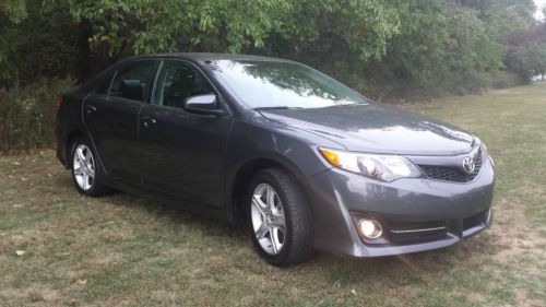 2012 Toyota Camry SE Sedan 4-Door 2.5L, image 2