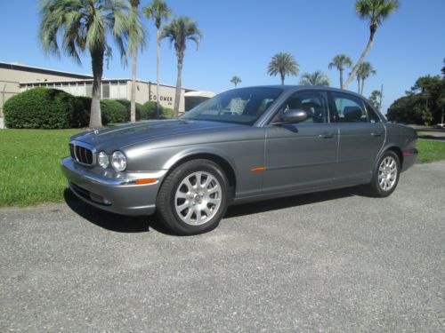 2004 jaguar xj8 base sedan 4-door 4.2l