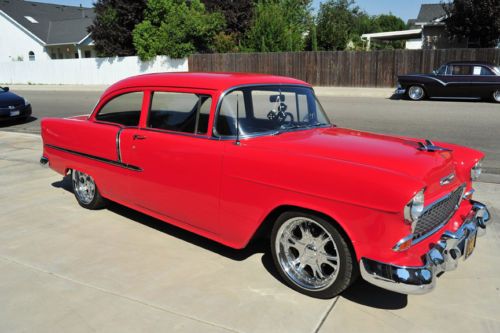 Restored 1955 Chevy 210 Post 2DR 56 57 StreetRod 350/350 AC PDB Tilt PS Posi, image 2