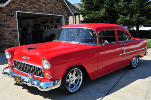 Restored 1955 Chevy 210 Post 2DR 56 57 StreetRod 350/350 AC PDB Tilt PS Posi, image 3