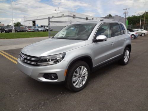 2013 volkswagen tiguan se sport utility 4-door 2.0l