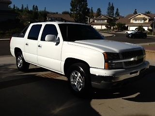 2004 chevrolet avalanche 1500 base crew cab pickup 4-door 5.3l