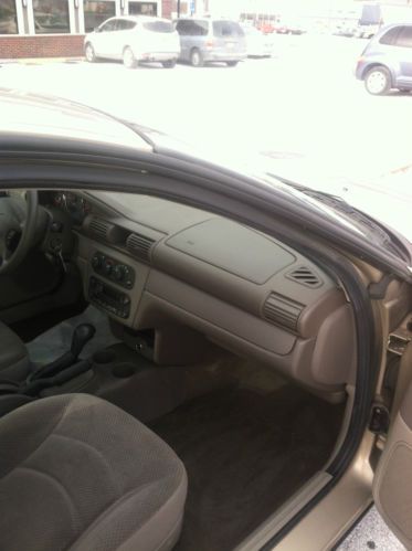 2004 Chrysler Sebring Base Sedan 4-Door 2.4L No Reserve, image 15