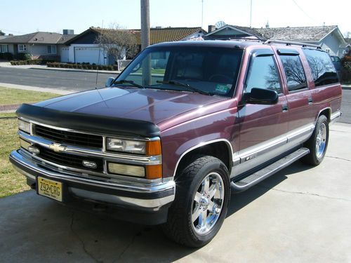 1996 chevy suburban 1500 4x4 nice! 20" wheels great truck!