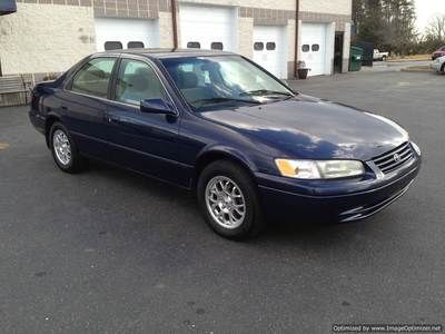 Only 98k low original miles, clean carfax ***no reserve***
