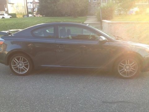 2009 scion tc base coupe 2-door 2.4l