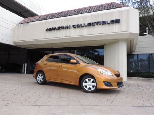 2010 toyota matrix wgn orange