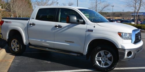 2007 toyota tundra sr5 crewmax pickup 5.7l super white premium jbl audio/nav