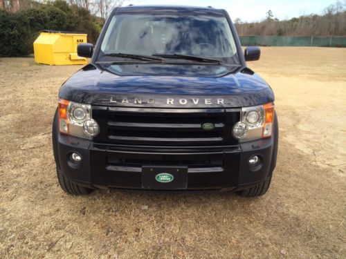 2006 lr3: black exterior ,black leather interior, navigation, moon roof, third r