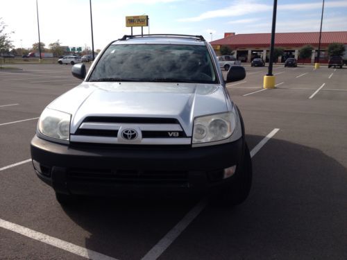 Toyota 4runner sr5 sports edit.. low miles../sunroof.. runs great.. look