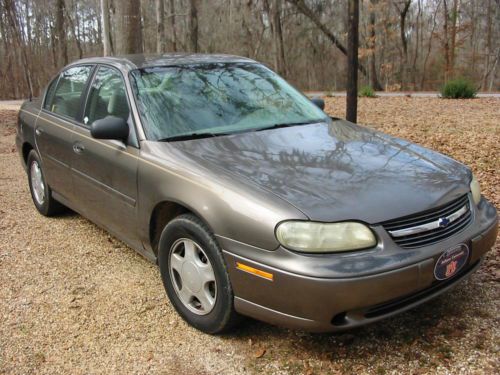 2000 chevrolet malibu base sedan 4-door 3.1l