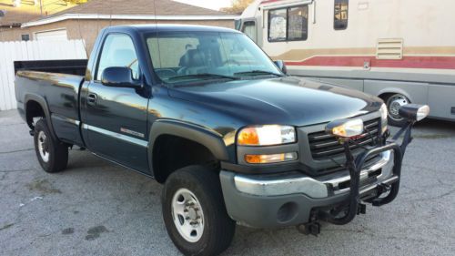 2006 gmc sierra 2500 hd 4x4 sl standard cab pickup 2-door 6.0l only 38k