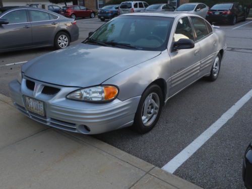 1999 pontiac grand am se runs well 4 door 4 cylinder 146k milage one owner