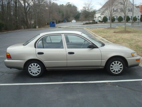 1993 toyota corolla dx sedan 4-door