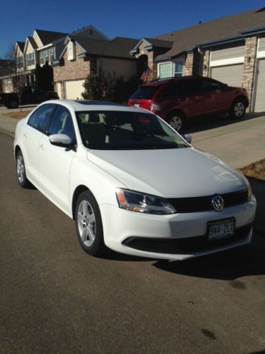 Very clean, 2011 volkswagen jetta tdi