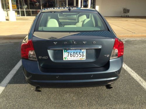 2011 volvo s40 t5 r-design sedan 4-door 2.5l