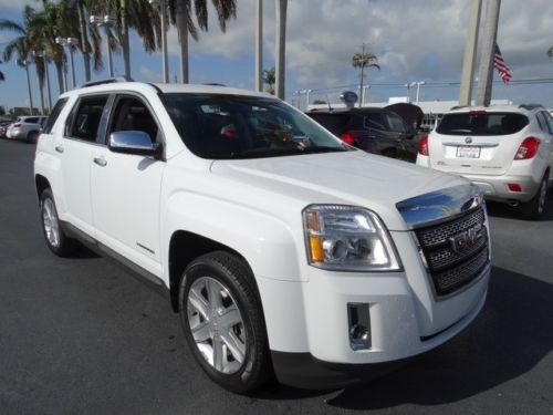 2011 gmc terrain slt - power sunroof dual air back up assist/camera automatic