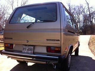 Extremely Rare 1986 Vanagon GL with 19,634 registered miles, image 2