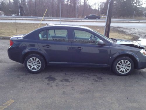 2009 chevrolet cobalt 4 dr runs drives salvage 88k miles front damage easy fix