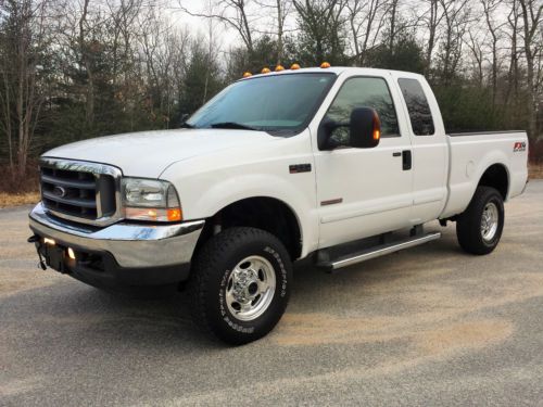 2004 ford f-350 super duty lariat extended cab pickup 4-door 6.0l