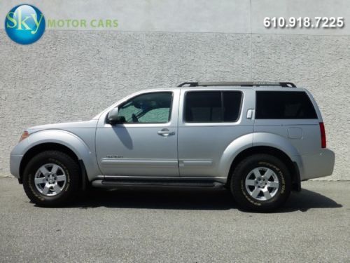 56,249 miles 4x4 se off road 3rd row moonroof a/t 1-owner