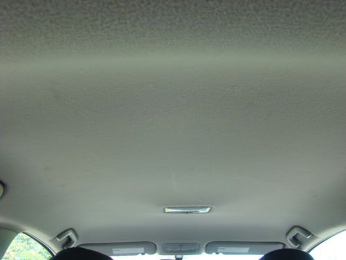 2011 TOYOTA YARIS 5 SPEED MANUAL HATCHBACK SUPER LOW MILES FUEL SAVER NO RESERVE, image 27