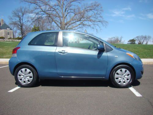 2011 TOYOTA YARIS 5 SPEED MANUAL HATCHBACK SUPER LOW MILES FUEL SAVER NO RESERVE, image 47