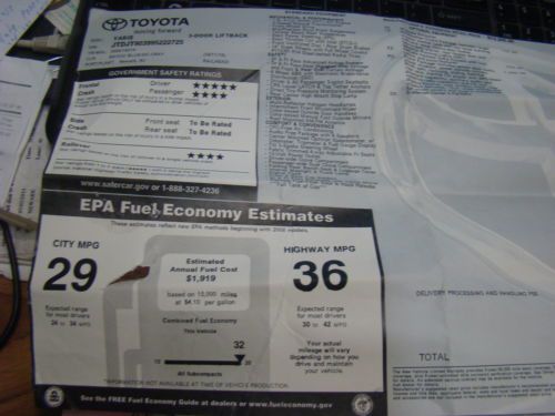 2011 TOYOTA YARIS 5 SPEED MANUAL HATCHBACK SUPER LOW MILES FUEL SAVER NO RESERVE, image 55