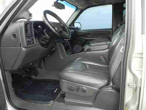 2005 SILVERADO 2500..CREW CAB..DIESEL..LIFTED..4X4..LEATHER..DVD..37