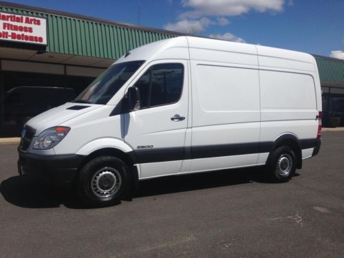 1 owner dodge sprinter 2500 shc super high ceiling 144&#034; wheel base no reserve