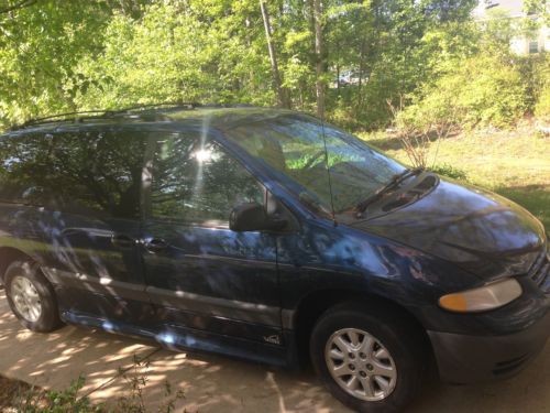 2000 plymouth voyager ***wheel chair van****84k original