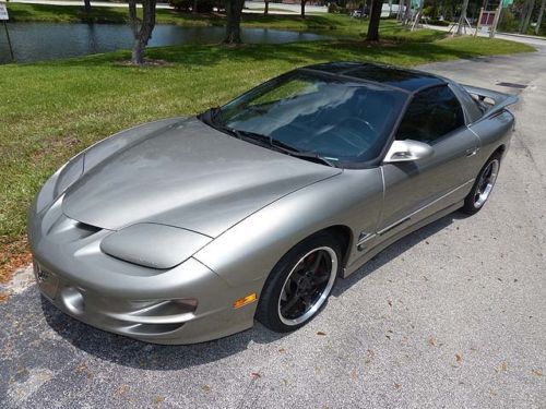Sell used EXTRA NICE 2002 Trans AM Coupe - Cold Air Intake, FlowMaster