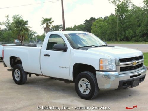 2008 Chevrolet 2500HD Silverado Pickup Truck 6.0L V8 6 Speed A/T Cold A/C 8' Bed, image 2