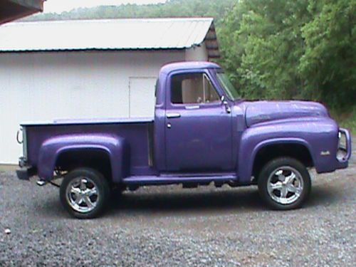 1955 ford f-100 on a 1998 ford explorer all wheel drive frame 5.0 fuel injected