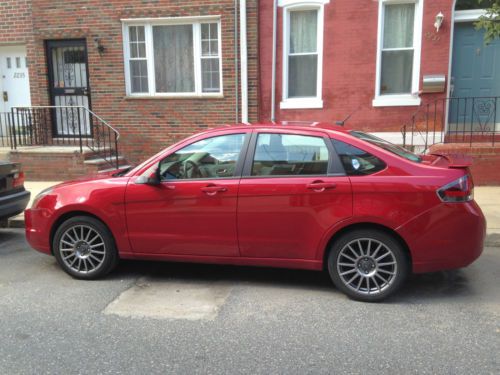 22011 ford focus ses - low mileage, like new!  sedan 4-door 2.0l