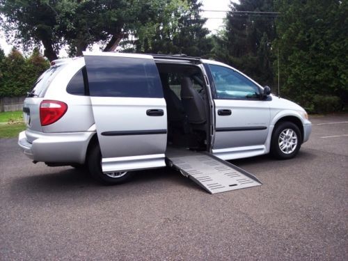 Grand caravan, braun entervan, handicap power ramp, lowered floors, wheelchair