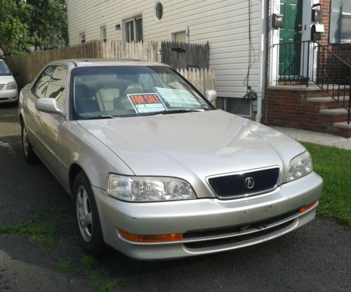 1998 silver acura tl 3.2 v6 automatic, sunroof, leather interior
