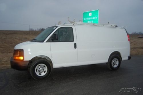 2010 work van used 4.8l v8 cargo service utility ladder rack shelves white