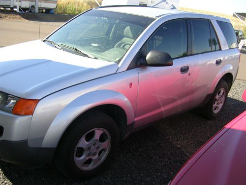 2003 saturn vue base sport utility 4-door 2.2l silver