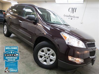 2010 traverse fact.warranty all power traction carfax certified call we finance!