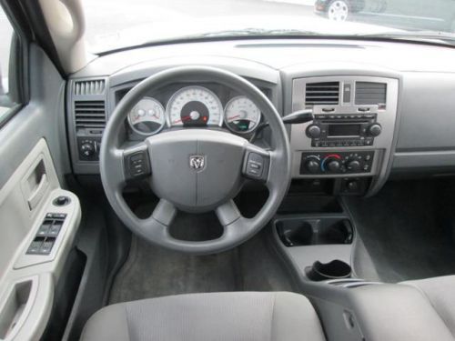 2006 dodge dakota slt