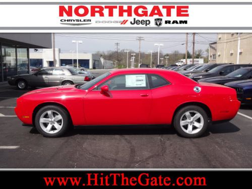 2014 dodge challenger sxt