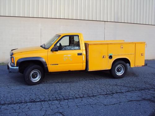 Chevy 3500 utility body 4x4 pickup diesel notrunningright govt truck no reserve