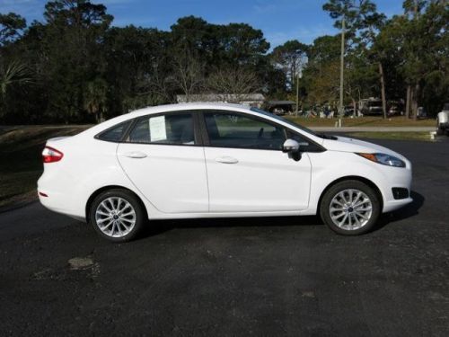 2014 ford fiesta se