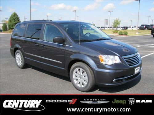 2014 chrysler town & country touring