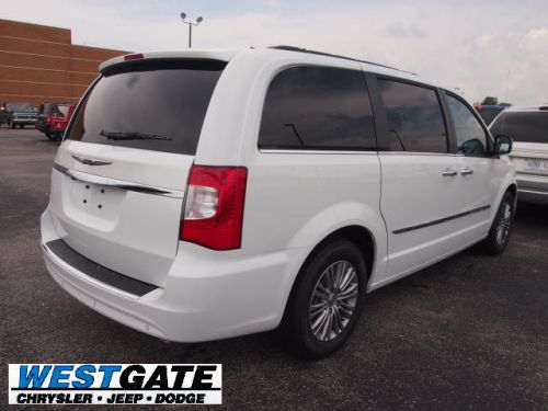 2014 chrysler town & country touring-l