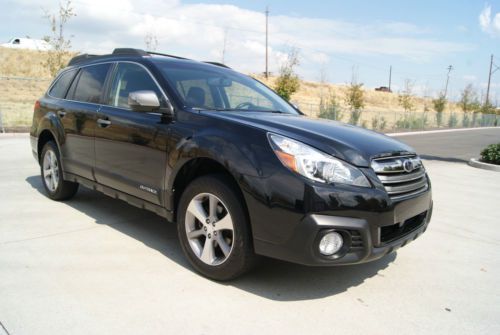 2013 subaru outback 2.5i limited. special appearance. crystal black silica.