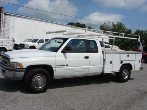 Rust free west coast truck! super nice harbor utlity bed w/ladder rack! nice 1